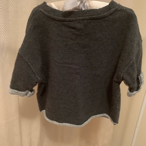 Calvin Klein gray toddler sweater size 3T - Picture 2 of 4